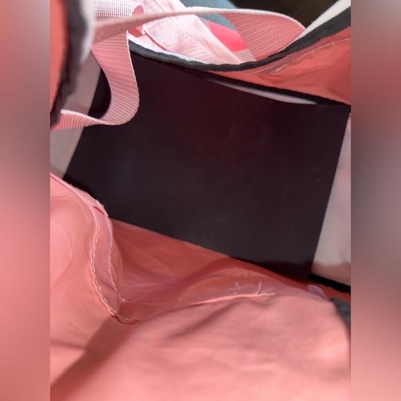 Adidas Pink and White Sports Bag - Picture 4 of 6